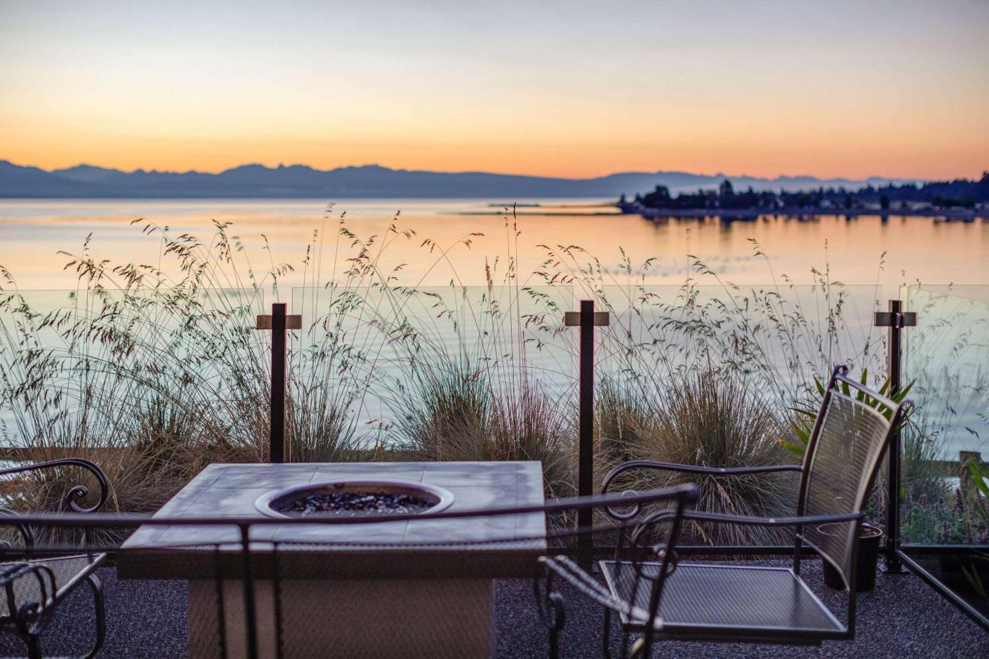 Bayside Oceanfront Resort Parksville Ngoại thất bức ảnh